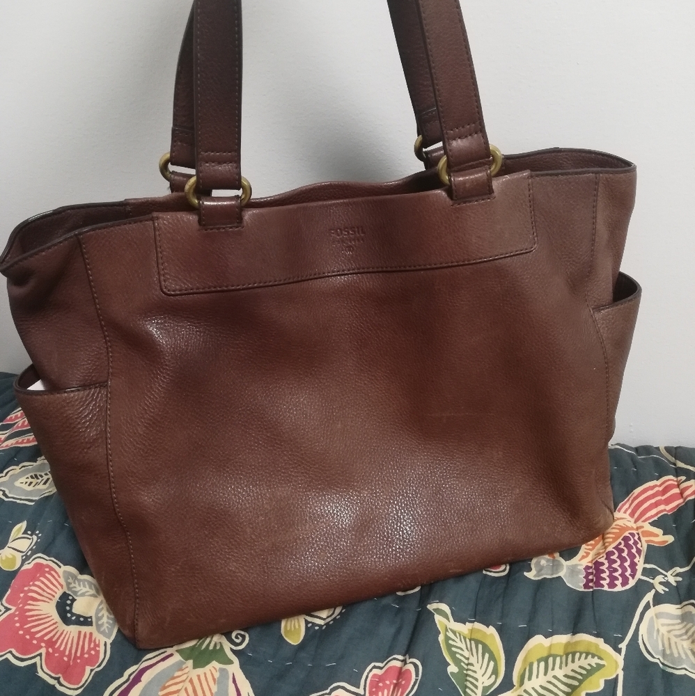 Genuine leather Fossil tote purse, large